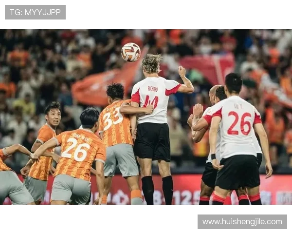 费利佩生日夜戴帽创中超双纪录